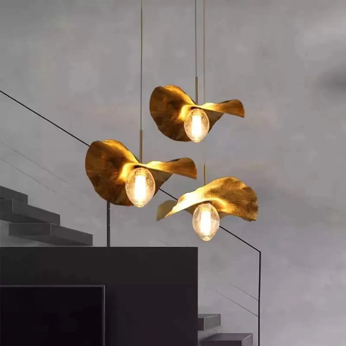 Lampe Suspendue Grappe Dorée | Esa