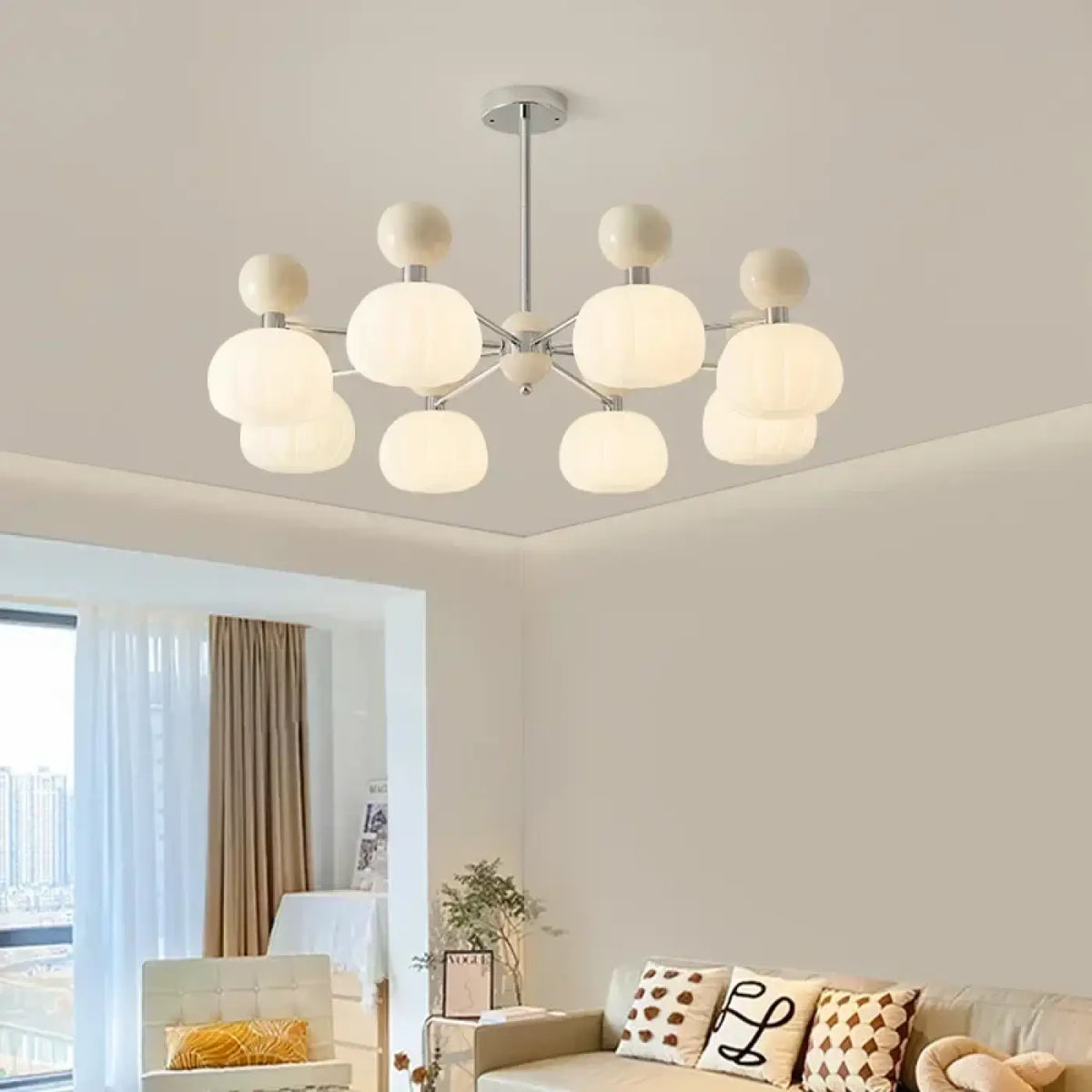Plafonnier Moderne à Globes Blancs en Verre Opalin | Romo