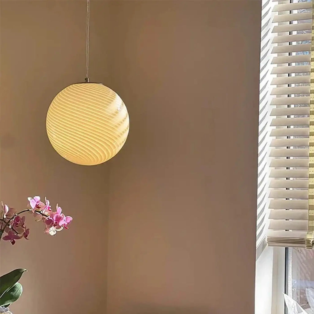 Suspension Boule en Verre Contemporaine | Aka