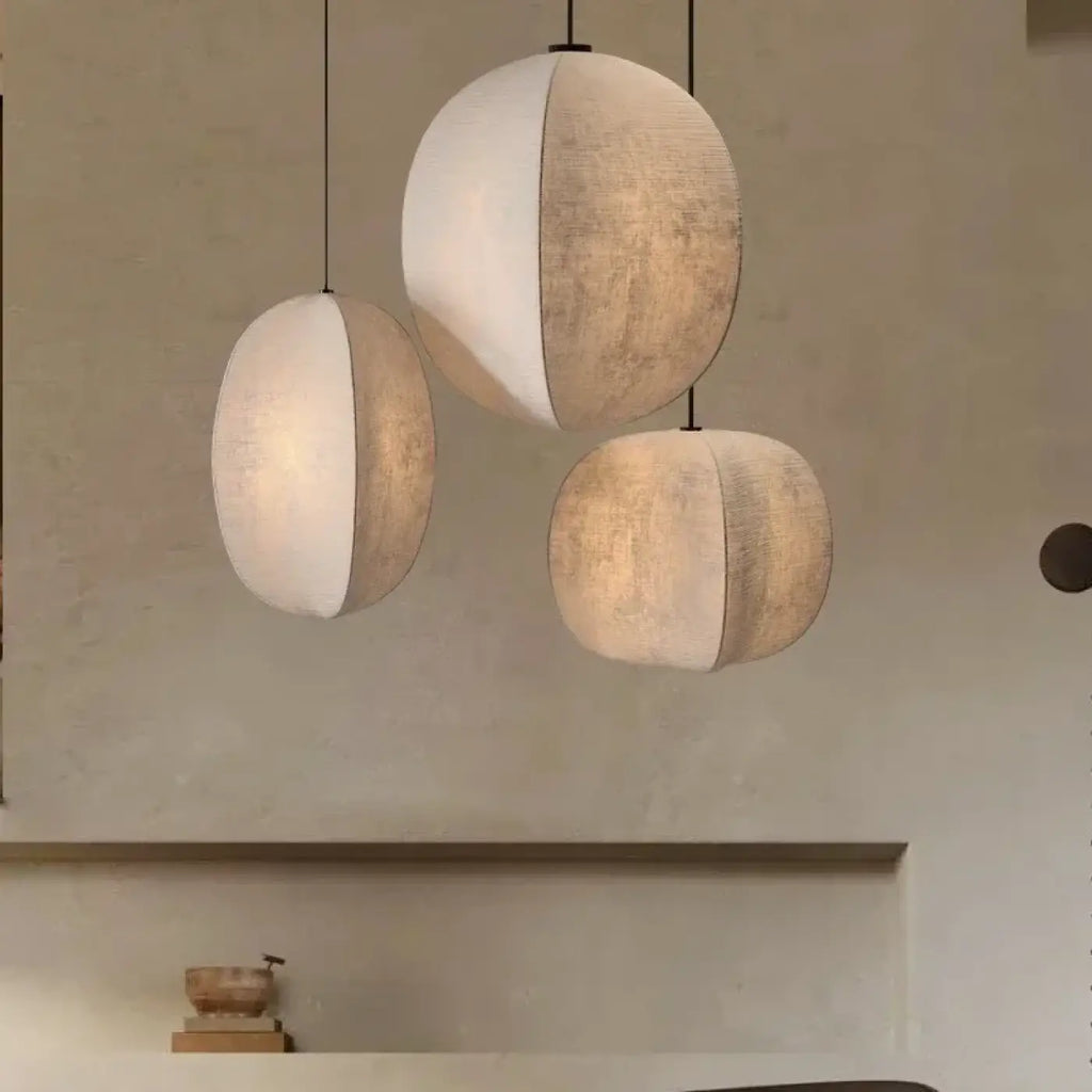 Suspension Sphère Bicolore en Tissu Blanc | Amo
