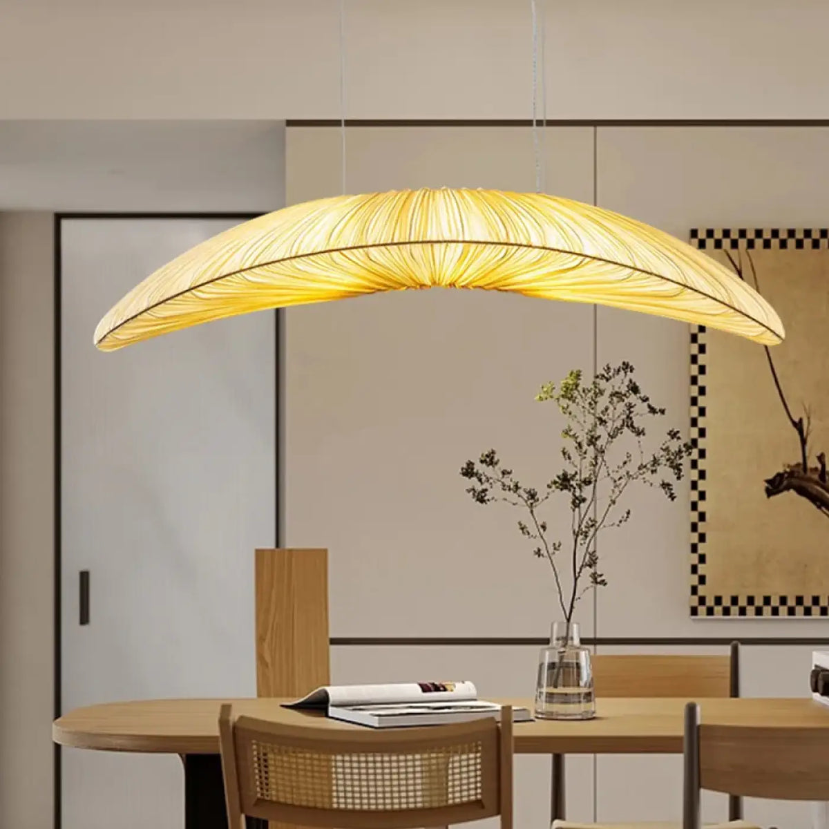 Lampe Suspendue Feuille Courbée Dorée | Nona