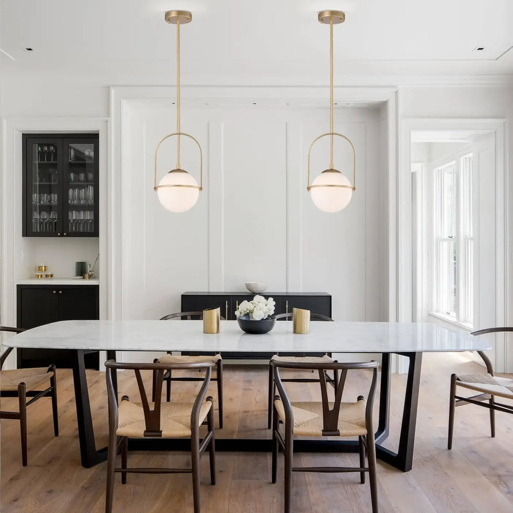 Suspension Globe Verre Opalin Doré | Tiri