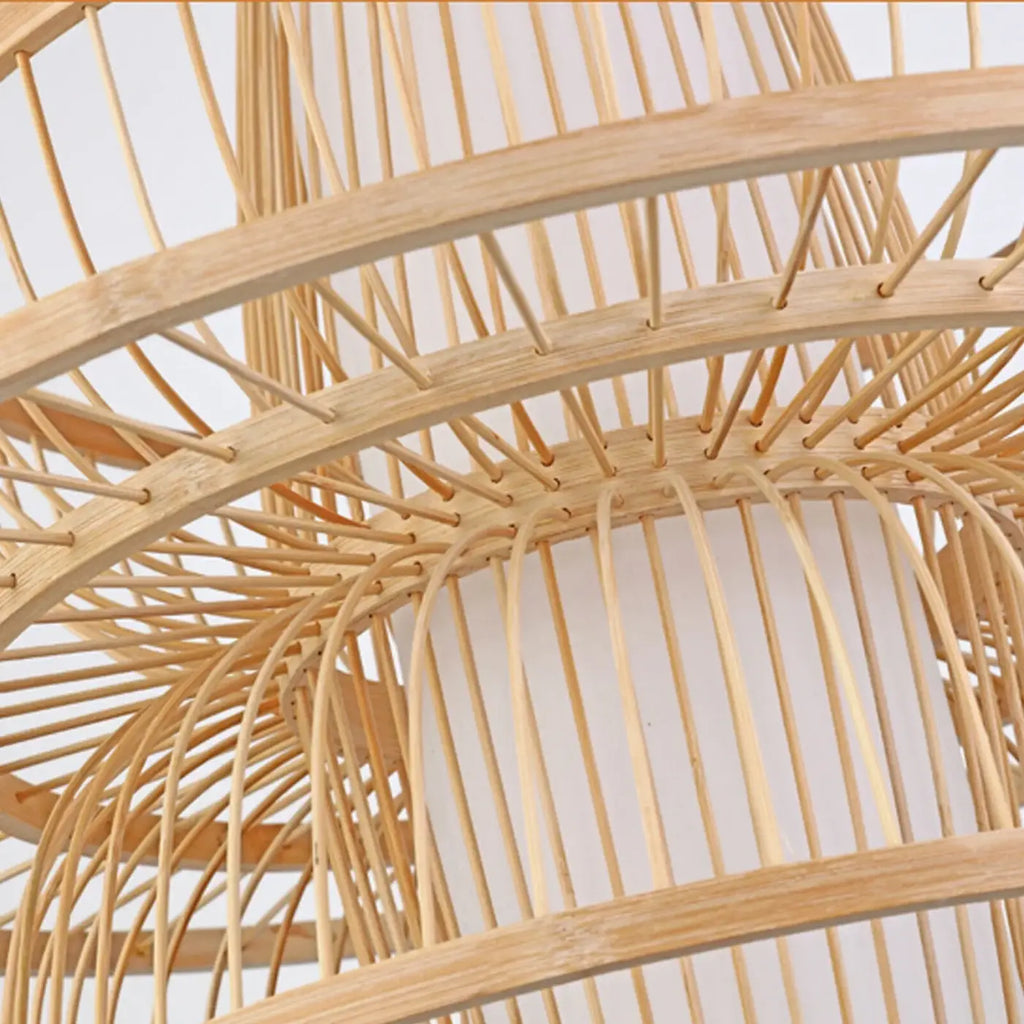 Lampe Suspendue Sculptée en Bambou Naturel | Roro