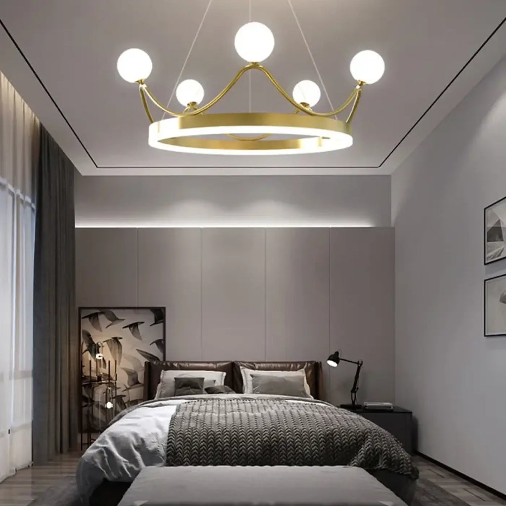 Lampe Suspendue Grappe de Boules Dorées | Mira