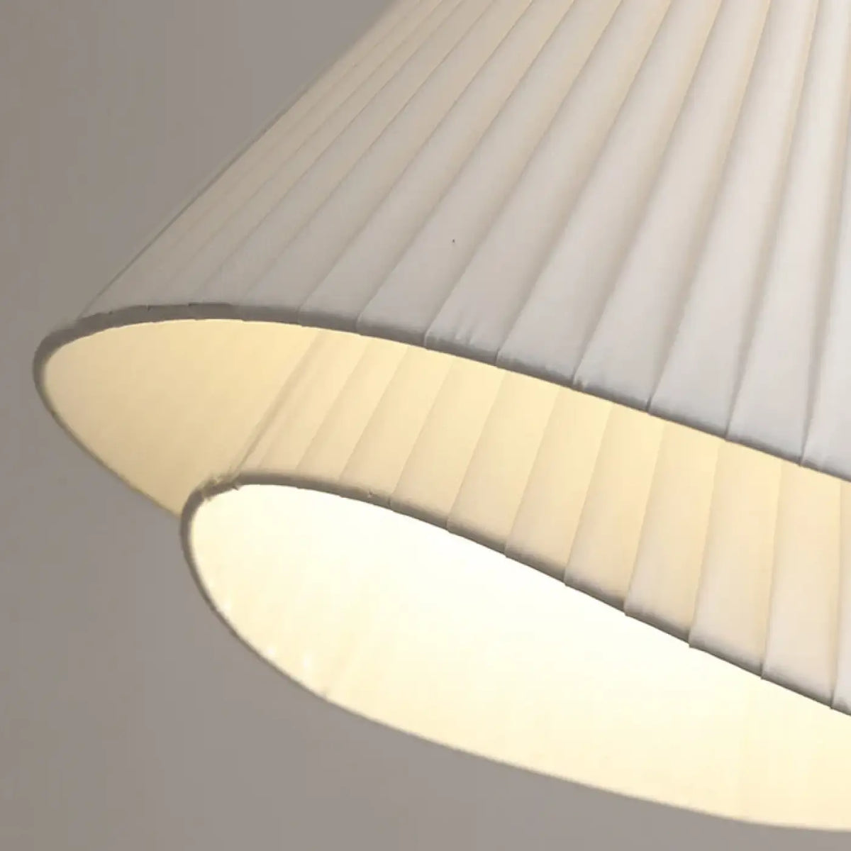 Lampe Suspendue en Tissu Blanc Plissé | Zeva