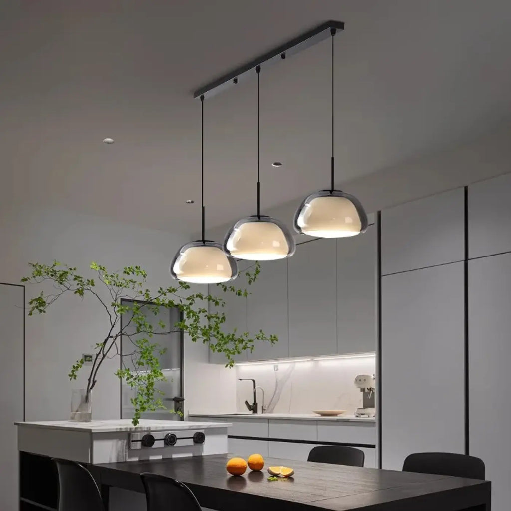 Suspension Trois Lampes en Verre Opalin | Zeka